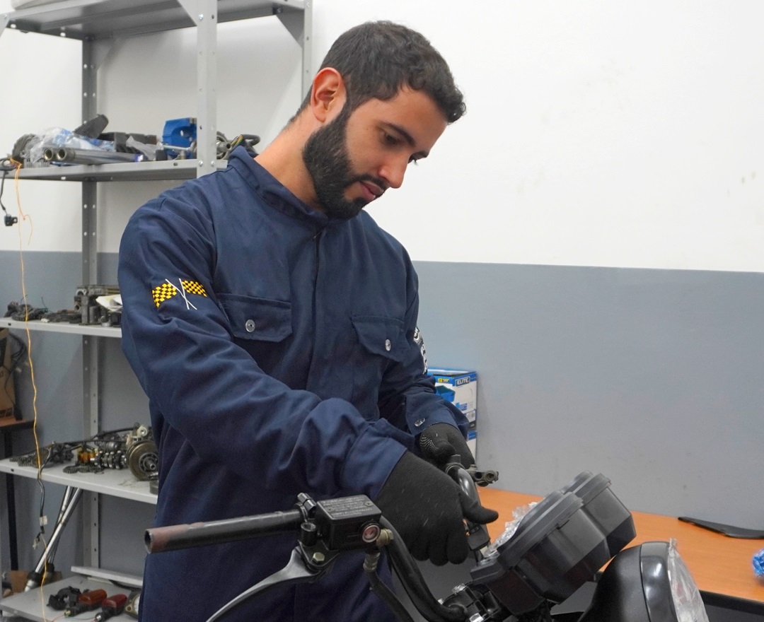 Técnico Laboral en Reparador de Motos