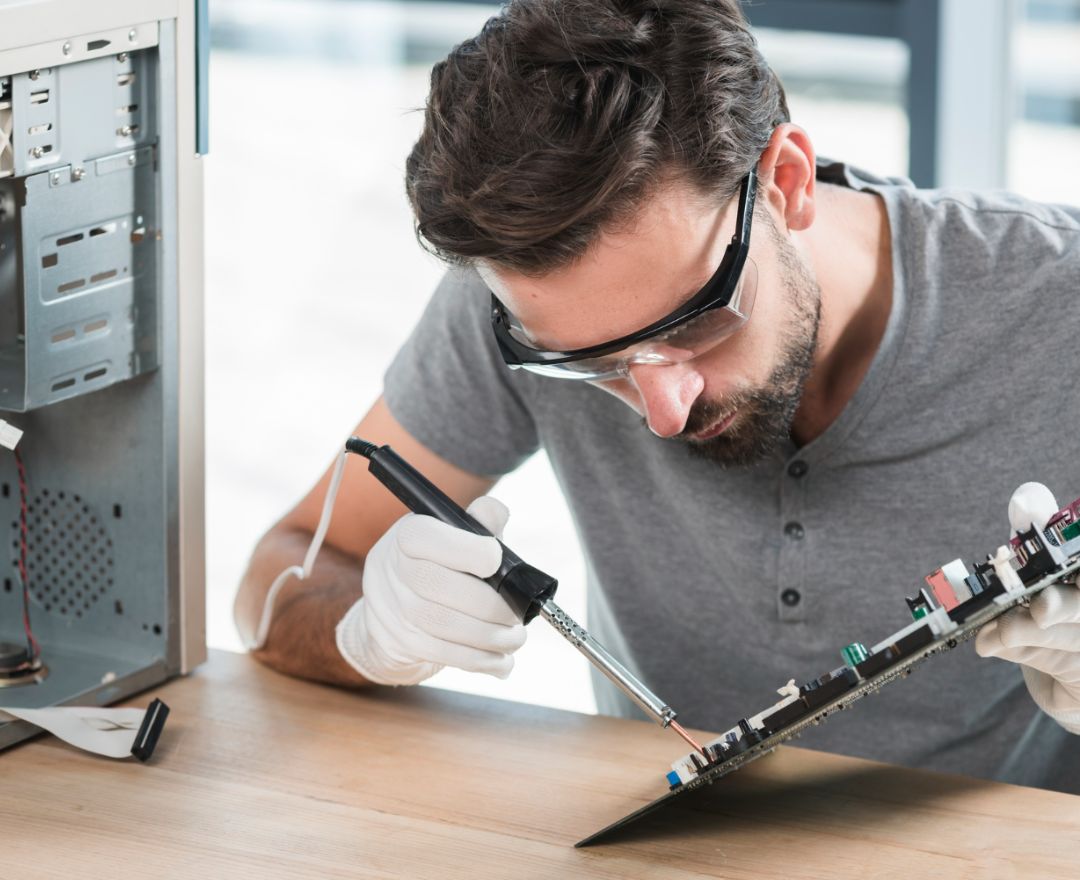 Técnico Laboral en Ensamble y Mantenimiento de Computadores - Rionegro